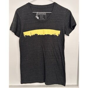 Designer Toronto T Shirt from the One of a Kind Show Size S